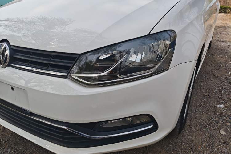 Used Volkswagen Polo 2014 1.6L Automatic Comfort Edition
