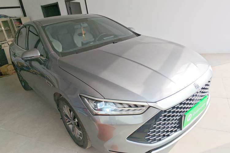 Used BYD Qin PLUS 2024 HONOR Edition DM-i 55KM Leading Model
