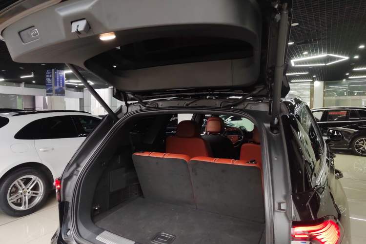 Used Lincoln Aviator 2024 3.0T V6 All-Wheel-Drive Elegance Edition Six Seats
