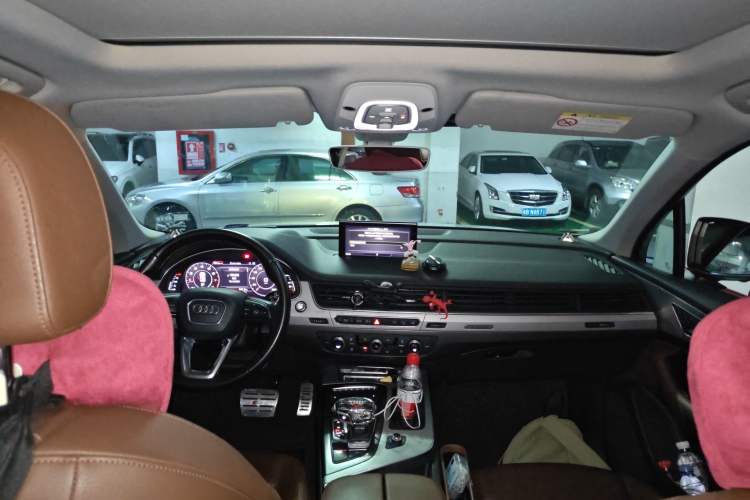 Used Audi Q7 2016 40 TFSI Comfort Model
