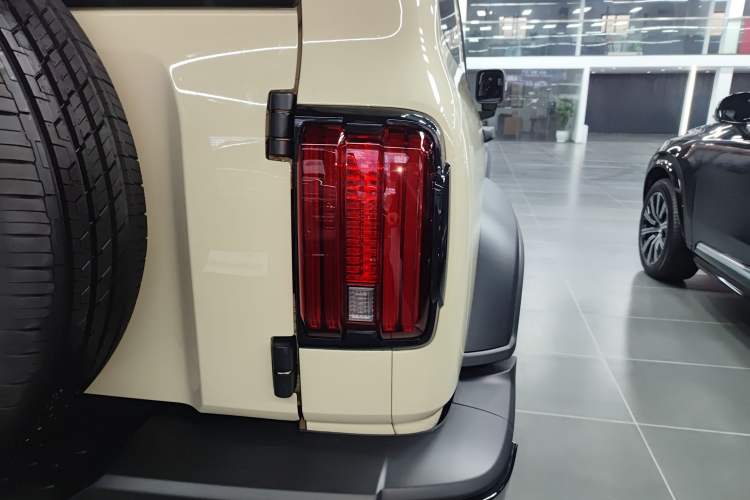 Used Tank 300 2025 2.0T Conqueror