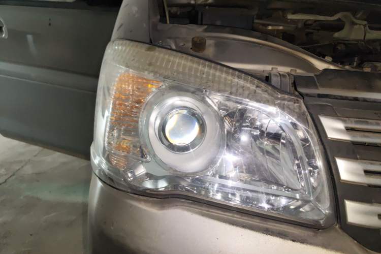 Used FORTHING Lingzhi 2017 V3 1.5L 5-Seater Special Offer Model