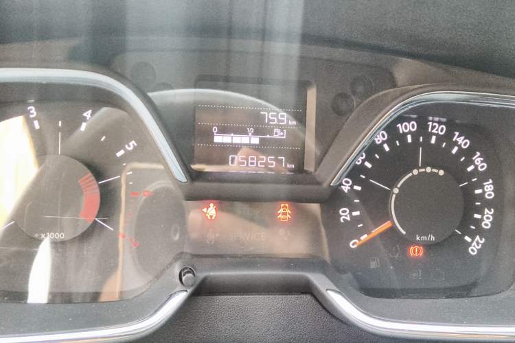 Used Citroen C4 Sega 2018 1.6L Manual Luxury Model
