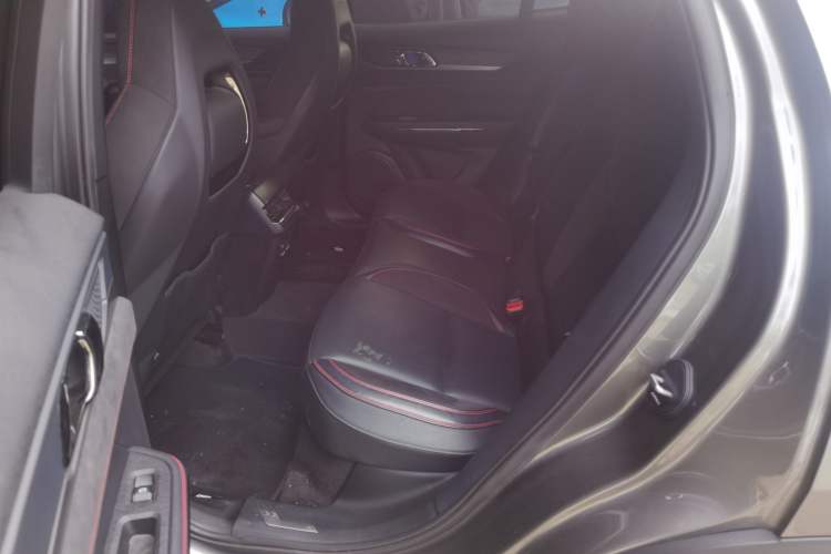 Used Lynk & Co 05 2020 2.0TD Four-Wheel Drive HypeHalo