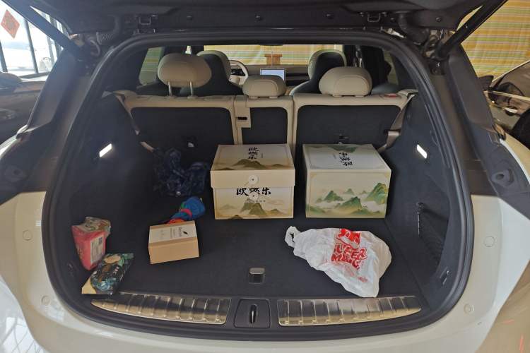 Used Nio ES6 2024 75 kWh
