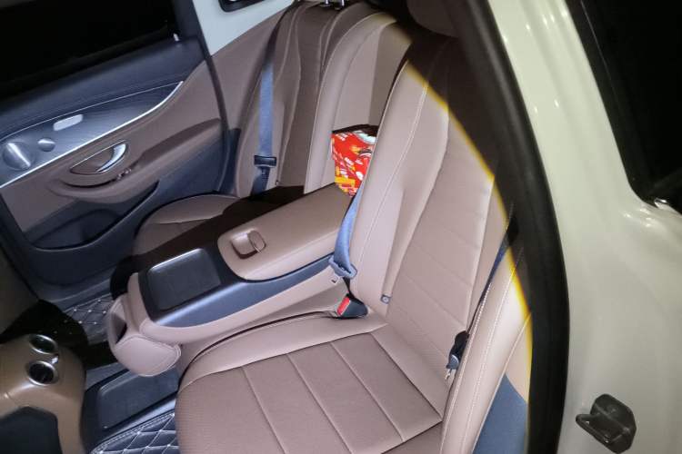 Used Mercedes-Benz E-Class 2018 Restyled E 300 L Sporty and Stylish Edition
