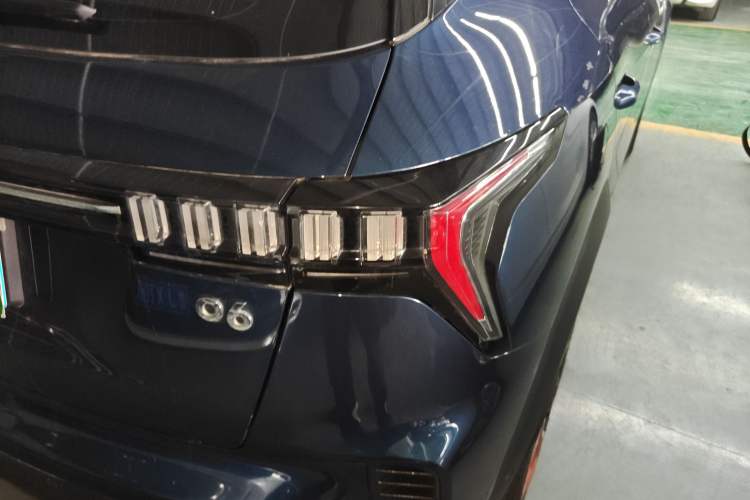 Used Lynk & Co 06 2021 1.5T Shero Pink Special Edition Exterior 3