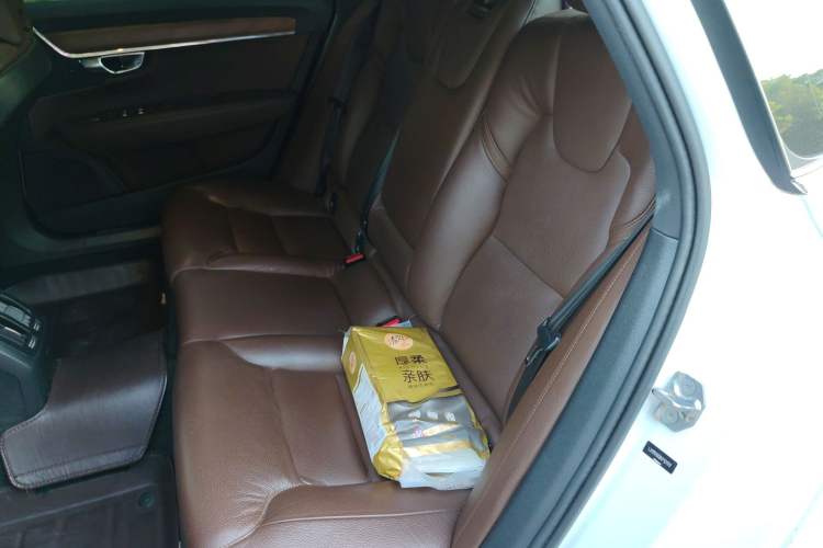 Used Volvo S90 2019 T5 Zhiyi Edition
