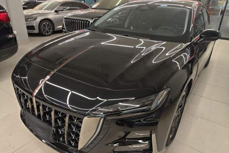 Used Hongqi H6 2023 2.0T ZhiMei Edition