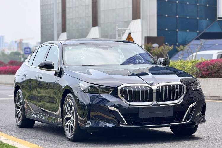 Used BMW i5 2025 eDrive 40L M Sport Package
