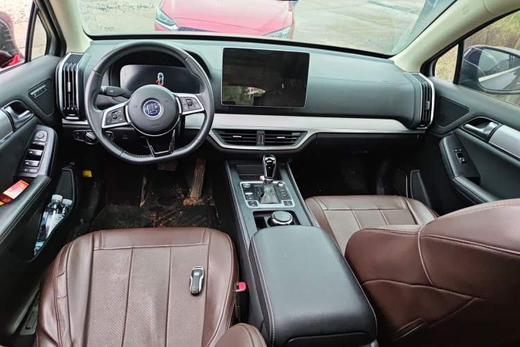 Used BYD Tang 2019 2.0T Automatic SmartConnect Luxury 7-Seater China VI Standard
