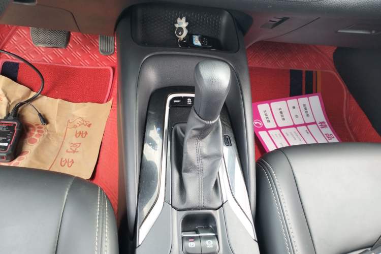 Used Toyota Corolla 2021 TNGA 1.5L CVT Elite Edition Gear Lever