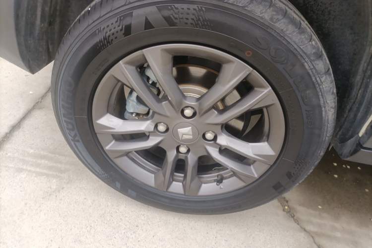 Used Baojun RS-3 2020 1.5L CVT Elite Version with 24-Hour Online Service Right Rear Wheel Hub