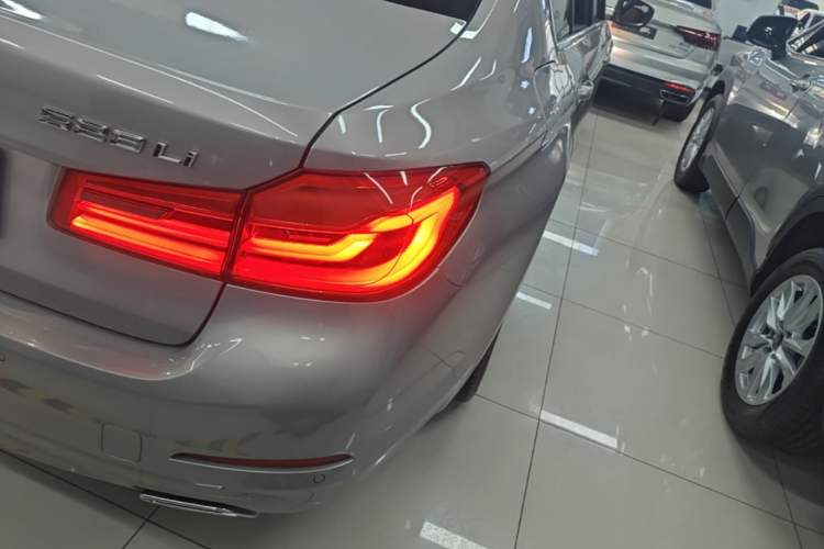 Used BMW 5 Series 2018 528Li Launch Special Edition