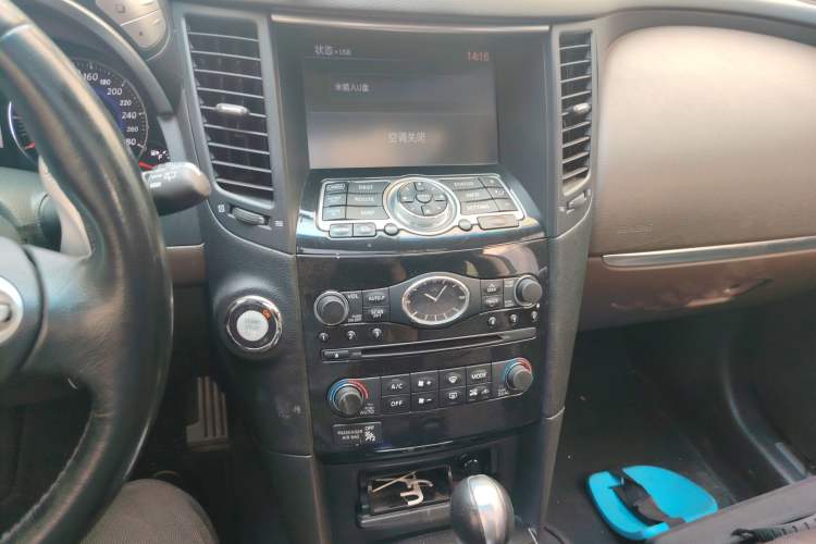 Used Infiniti FX 2011 FX35 Standard Edition
