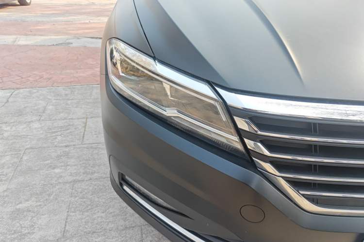 Used Volkswagen Lavida 2018 1.5L Automatic Comfort Edition China V Standard Right Front Headlight