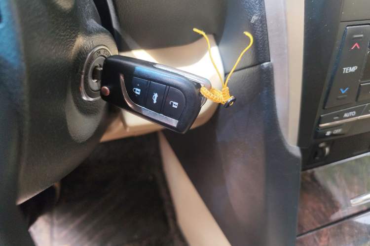 Used Toyota Camry 2015 2.0G Premier Edition