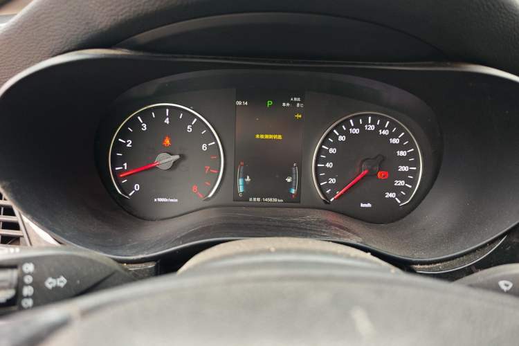 Used BYD Song MAX 2019 1.5T Automatic Smart Connect Ruiyi Sunroof Model 7 Seats China VI Standard
