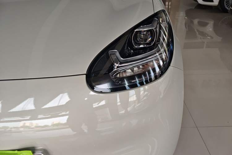 Used Wuling Bingo 2023 203km Light Edition Left Front Headlight