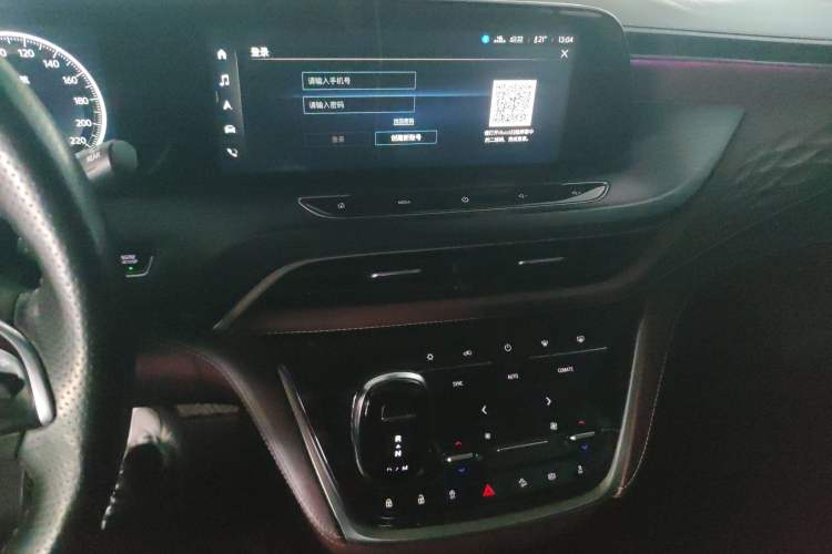 Used Buick GL8 2022 Avenir Aivia Six-Seat Deluxe Edition Audio And AC Panel