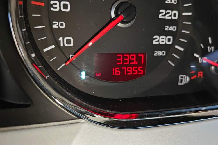 Used Audi A6L 2011 2.4L Comfort Edition