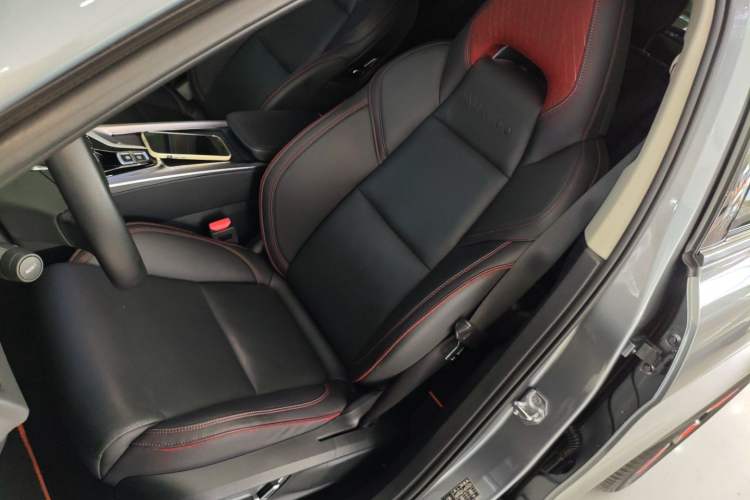 Used Lynk & Co 01 2019 2.0T Two-Wheel Drive Zhaopu Version China VI Standard