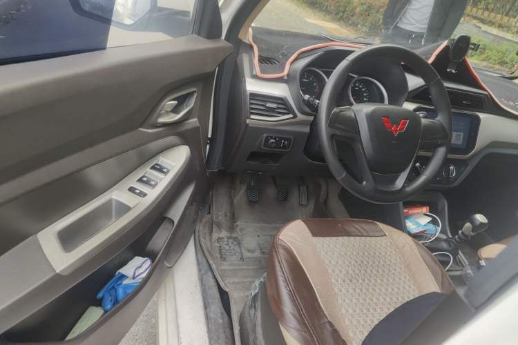 Used Wuling Hongguang 2021 1.5L S Comfort Edition LAR
