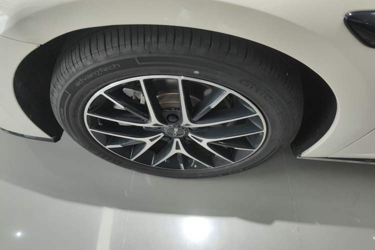 Used BYD Seal 07 DM-i 2025 Intelligent Driving Version DM-i 1.5L 125 km Prestige Edition Exterior 4