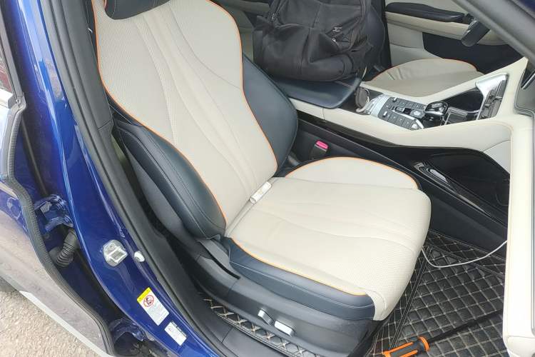 Used BYD Song PLUS New Energy 2021 DM-i 110KM Flagship PLUS Right Front Seat