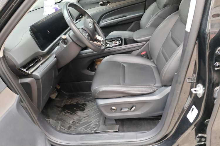 Used Ford Equator Sport 2023 EcoBoost 170 Elite Model
