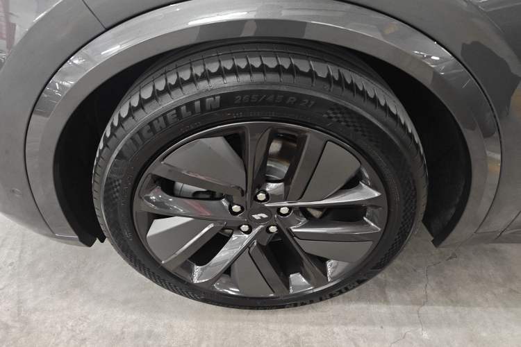 Used Li Auto L9 2023 Pro Model Left Front Wheel Hub