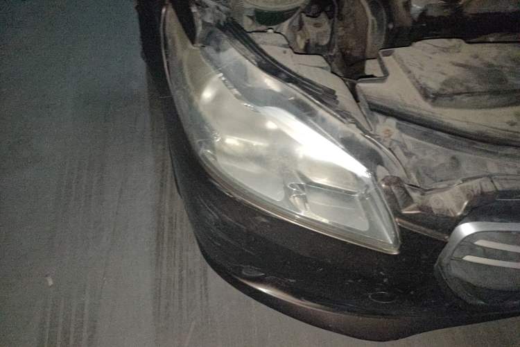 Used Peugeot 301 2014 1.6L Manual Comfort Edition
