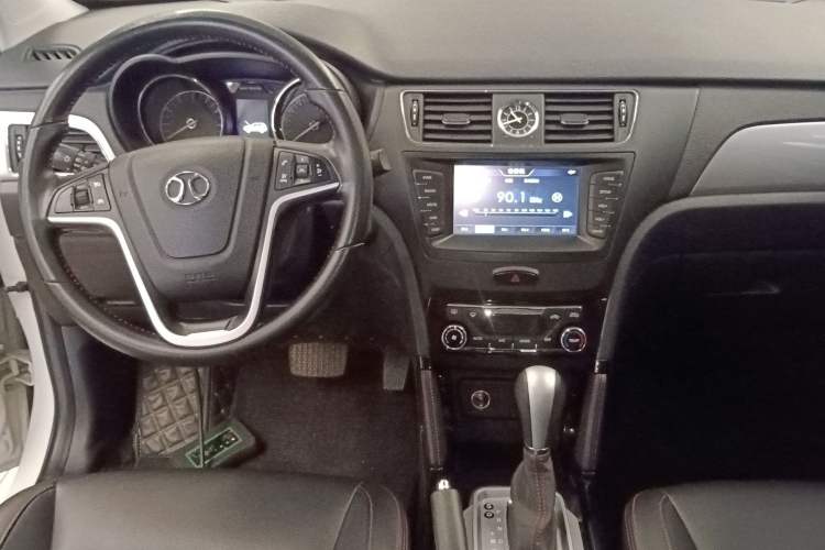 Used BAIC Senova X55 2016 1.5T CVT Elite Edition
