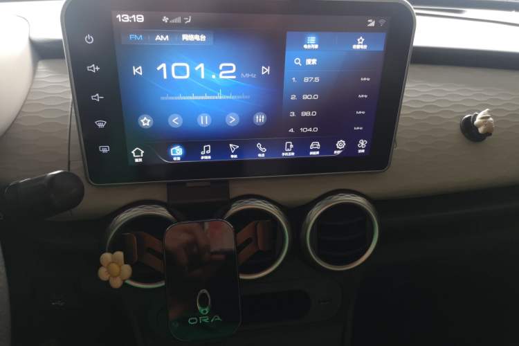 Used ORA Black Cat 2021 351 km Luxury Version Audio And AC Panel