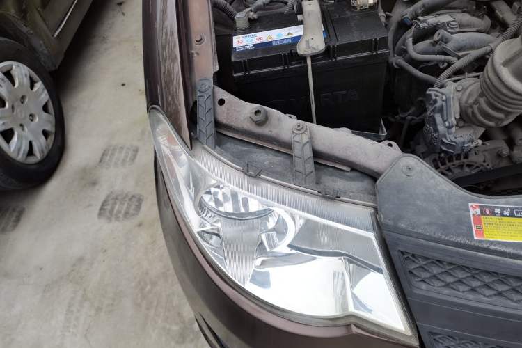 Used Wuling Hongguang  Right Front Headlight