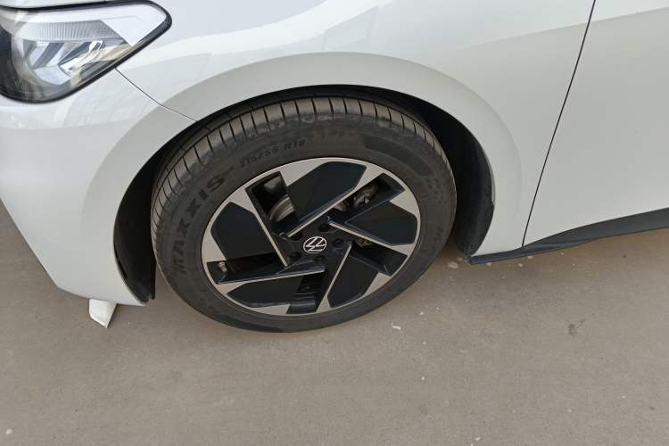 Used Volkswagen ID.3 2025 Smart Edition Outstanding Model Exterior 4