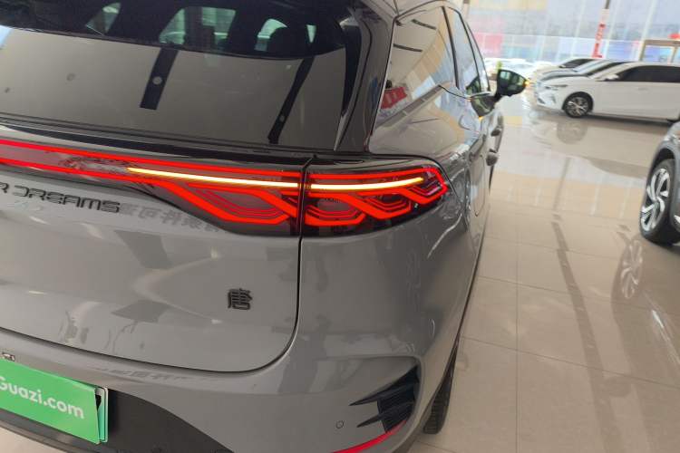 Used BYD Tang New Energy 2025 DM-i 115KM Cloud Ride Flagship Model Exterior 3