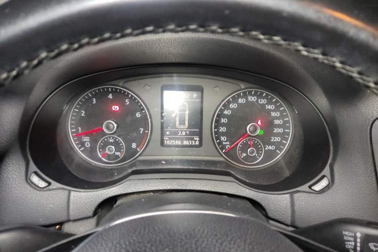 Used Volkswagen Sharan 2016 380TSI Luxury 7-Seater Instrument Cluster