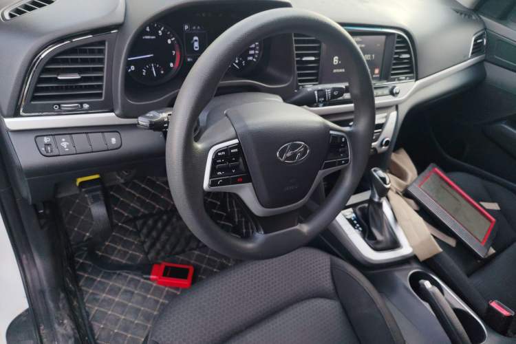 Used Hyundai Elantra (6th Generation / Lingdong) 2016 1.6L Automatic ZhiXuan – Elite Version
