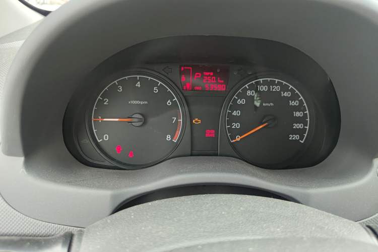 Used Hyundai Verna (older generation) 2016 1.4L Automatic Smart GLS Instrument Cluster