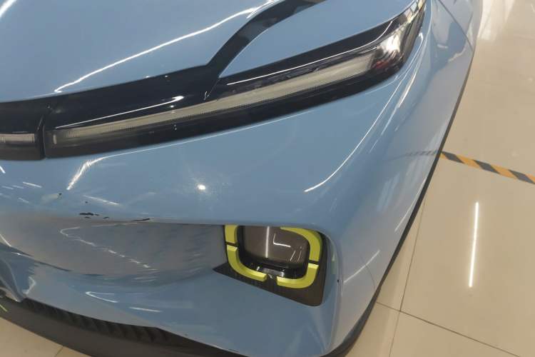 Used Geometry E Firefly 2022 401 km Linglong Tiger 4 Seats Left Front Headlight