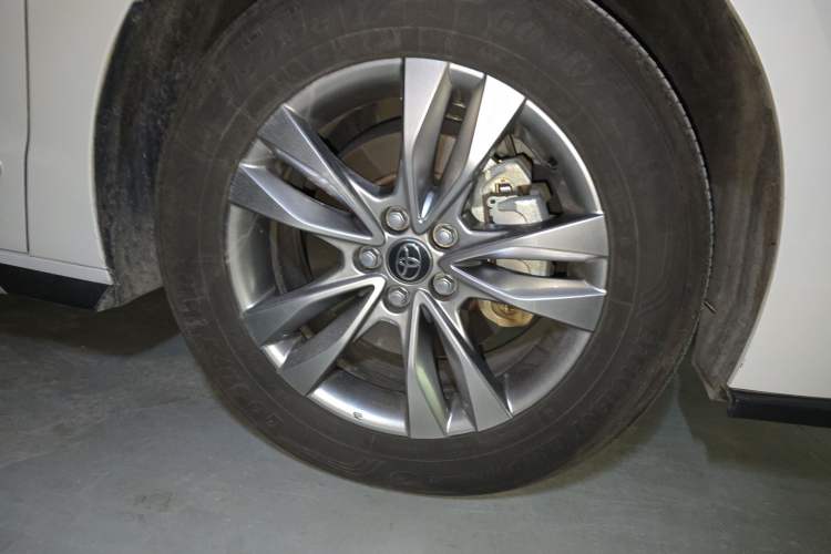 Used Toyota Granvia 2023 2.5L Hybrid Prestige VIP Edition