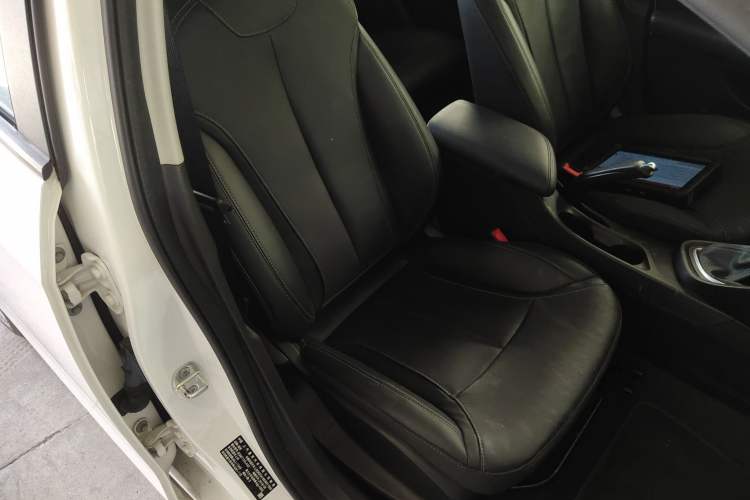 Used Buick GT 2018 18T Automatic Elite Model
