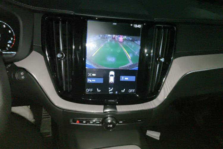 Used Volvo XC60 2020 T5 4x4 Smart Luxury Edition