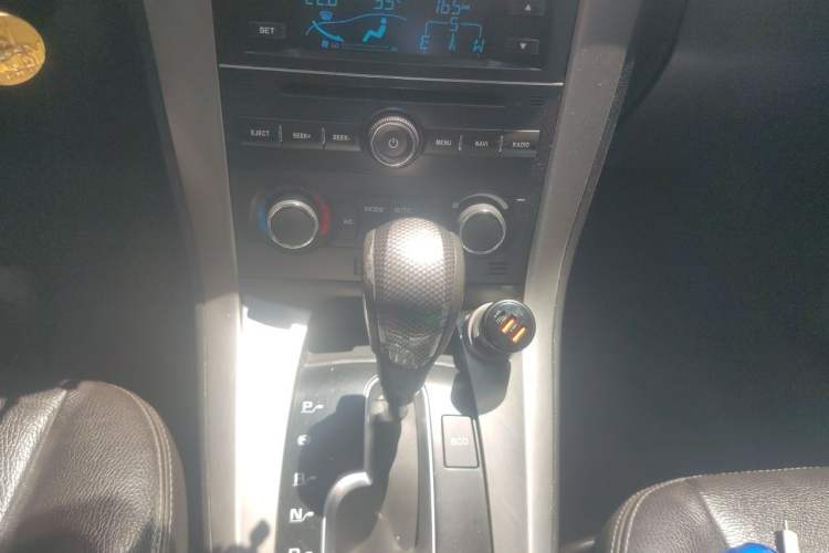 Used Chevrolet Captiva 2011 2.4 AT 7-Seater Luxury Edition