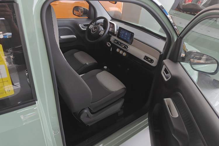 Used Wuling Hongguang MINIEV 2024 3rd Generation 170 km
