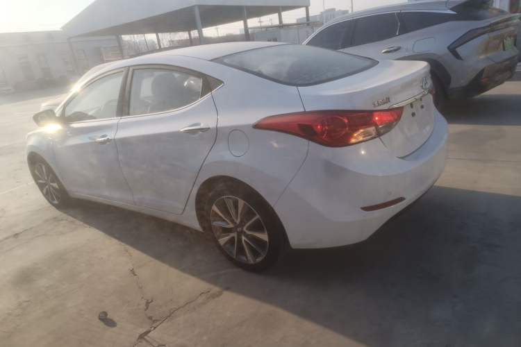 Used Hyundai Elantra (5th Generation / Langdong) 2015 1.6L Automatic Leading Model