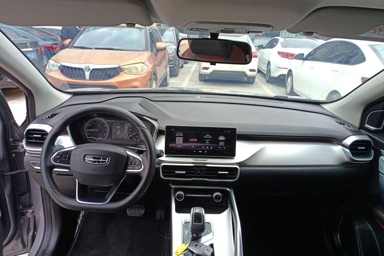 Used Geely Auto Coolray 2020 Facelift 240T DCT Hunter
