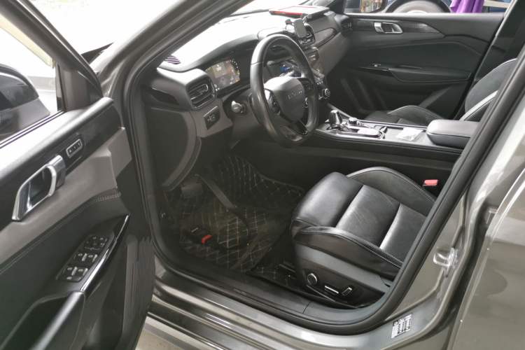 Used Lynk & Co 03 2022 2.0TD DCT JingPro Driver Seat