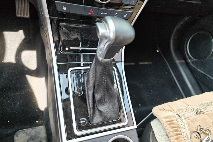 Used Haval H2 2017 Red-Label 1.5T Automatic Two-Wheel Drive Luxury Model
